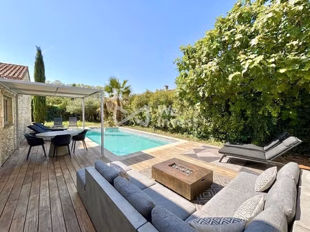 villa t6 de plain pied