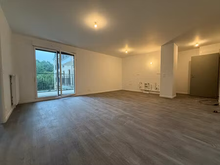 location appartement 2 pièces  47.94m²  dourdan