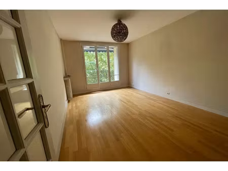 location appartement 3 pièces 68.06 m² à la varenne saint hilaire (94210)  1 438 €
