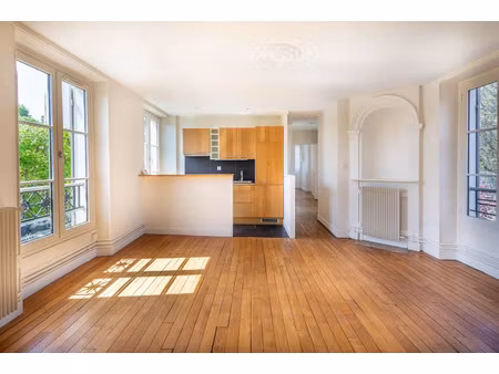 location appartement 5 pièces 84 m² à meudon (92190)  1 850 €