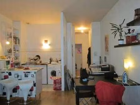location appartement 2 pièces à nantes (44000) : à louer 2 pièces / 47m² nantes