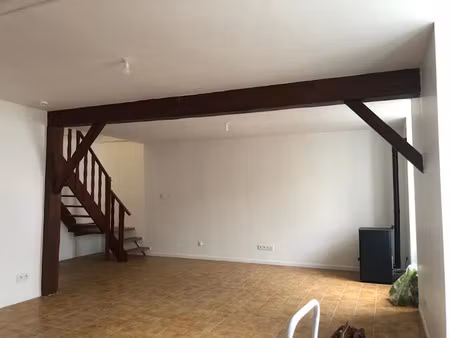 location maison 4 pièces 101.02 m² à tonnay-charente (17430)  950 €