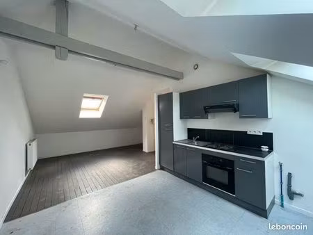 appartement t3 avec cour privative