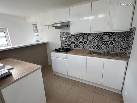 maison 3 pièces 77 m²