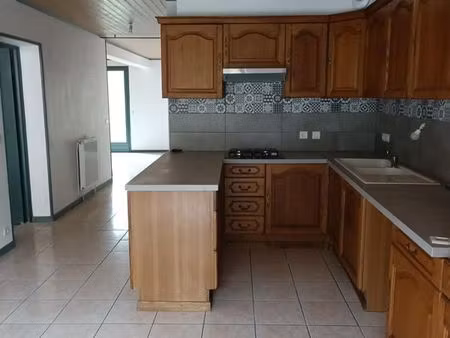 maison f5 avec 10 ares de terrain