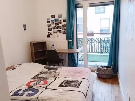 chambre 4 pièces 82 m²