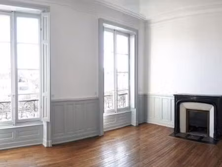 appartement 5 pièces 130 m²