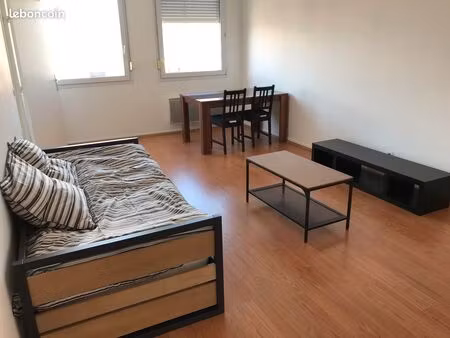 appartement  1 pièce  37 m3