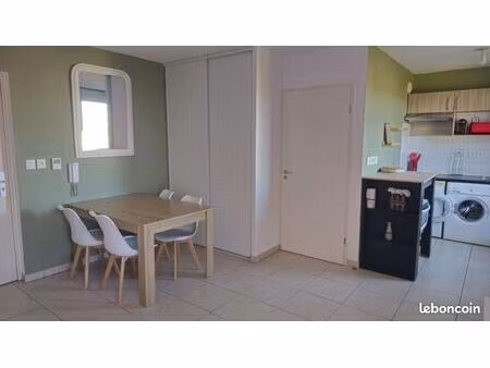 studio 1 pièce 29 m²