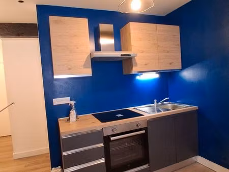 a louer grand studio t1 de 30m2 entièrement rénovation