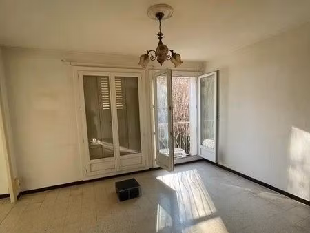 appartement 5 pièces 75 m²