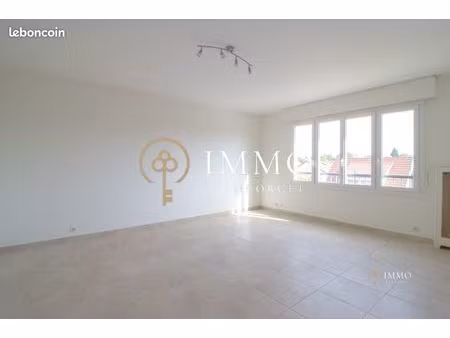 studio 1 pièce 35 m²