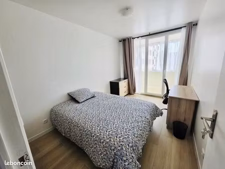 chambre 1 pièce 70 m²