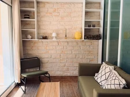 à louer – appartement meublé de 35 m² avec vue imprenable sur le salève – mobilier neuf