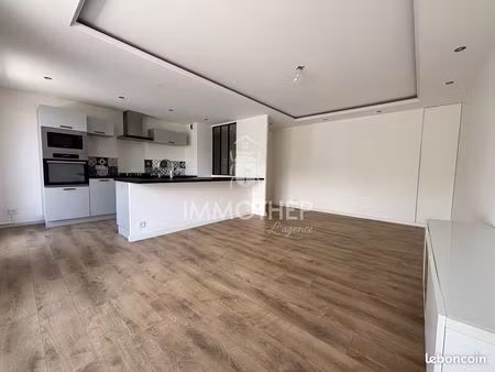 appartement 3 pièces 64 m²