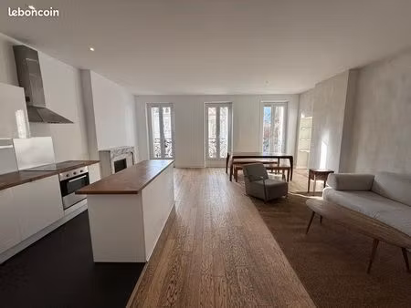 superbe t3 meublé - dans l’hyper centre ville de marseille ☀️