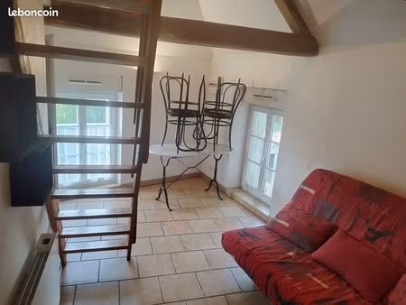 studio étudiant avec mezzanine toutes charges comprises à côté du lycée agricole