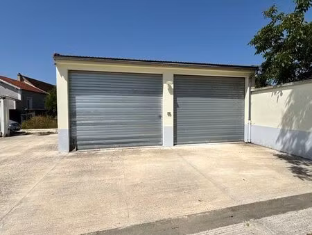 box de stockage 30m2