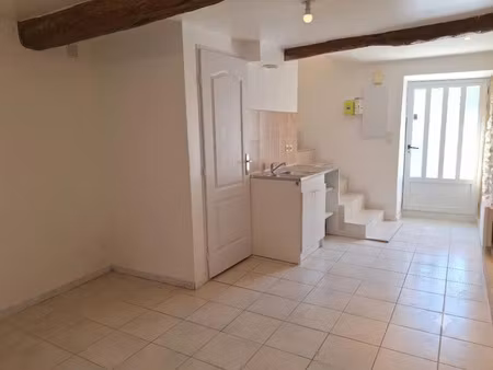 location maison 2 pièces 31.68 m² à bezouce (30320)  590 €