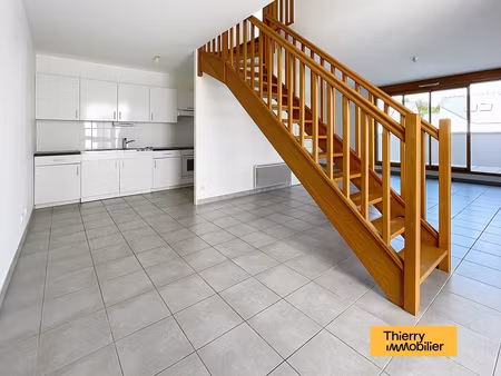t3 duplex avec terrasse