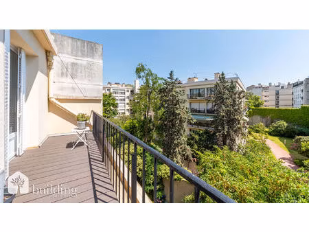 neuilly château - appartement 3 pièces de 65 83 m² + 15.22m² de balcons et terrasse