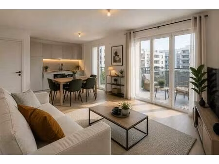 superbe 3 pièces avec balcon – proche ligne 14 – orly – parcs en scène