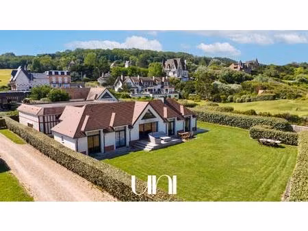 propriété front de mer t6 de 230 m2 - proche deauville