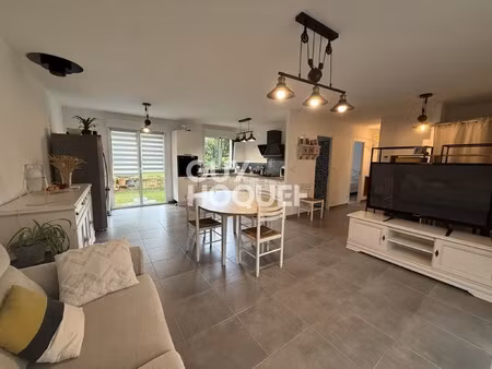 proximité amiens - maison d'environ 70m² avec jardin