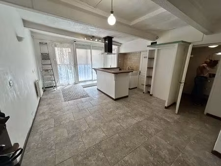 appartement t1 à louer à la ciotat - rez-de-chaussée  calme