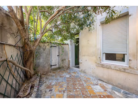 t2 de 35.20 m2 avec terrasse / 13004
