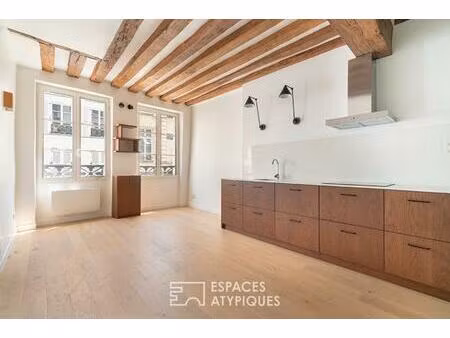appartement rénové avec terrasse près de l'hôtel de ville