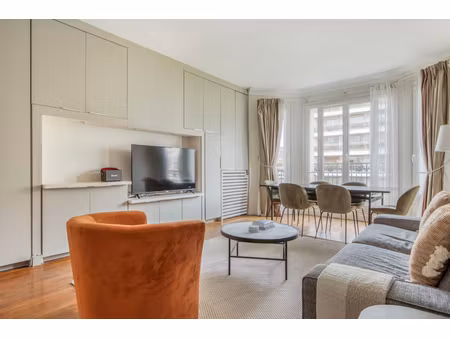 appartement paris 4 pièce(s) 108 m2