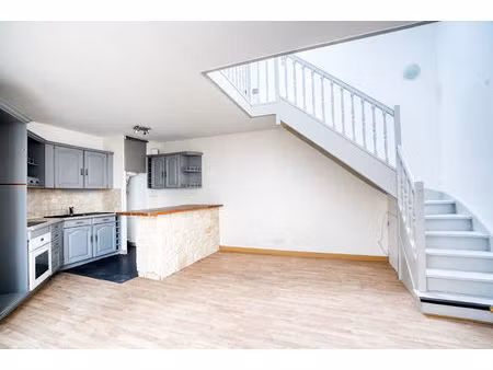 appartement plaisir 2 pièce(s) 45.38 m2
