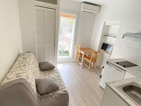 à louer studio avec extérieur