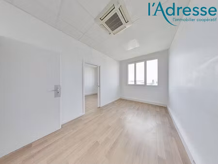 location bureaux  33.84m²  noisy
