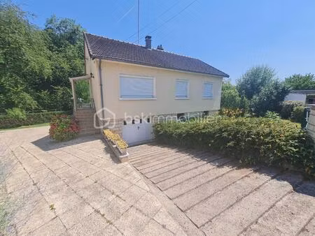maison de 99 m² à rieux