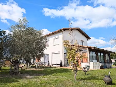 maison de 160 m² à saint-loubes