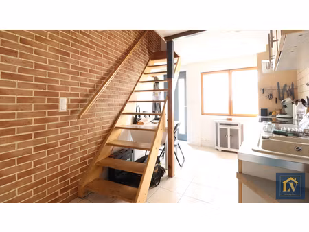a louer maison de village avec une chambre  meublée