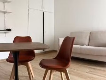 paris 12e – t1 entièrement rénové de 28m² – métro michel bizot – vente directe