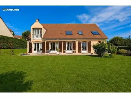 maison 7 pièces 187 m²