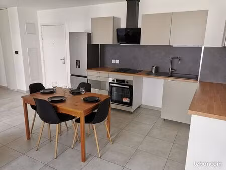 appartement neuf t2 proche centre ville avec garage+ (charges incluant chauffage  eau chau