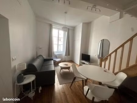 studio 1 pièce 23 m²