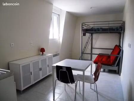 studio 1 pièce 18 m²