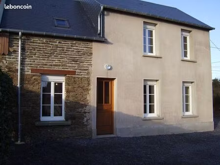 maison à louer saint jean des baisants