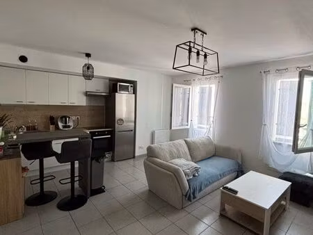 apparemment aytre 42 m2 meublé