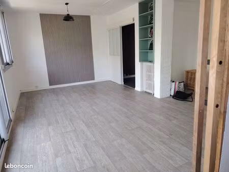 mise en location f4 67 m2 à sarcelles pour 1150 euros cc