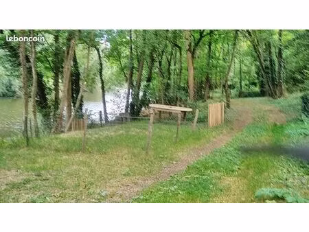 location terrain de pêche situé entre vionnais et missé côté chambre commune de thouars