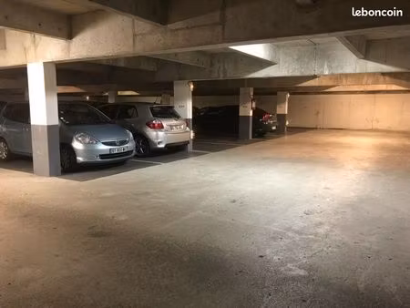 parking sous-sol à elancourt