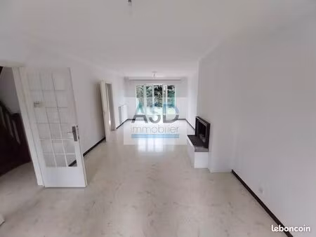 maison 4 pièces 92 m²