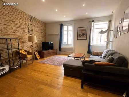 appartement 2 pièces 64 m²